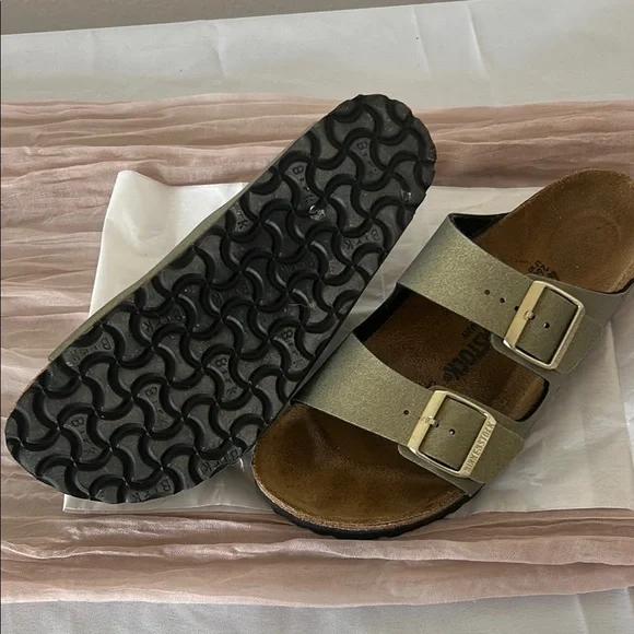Birkenstock Metallic Sandals - Picture 2 of 5